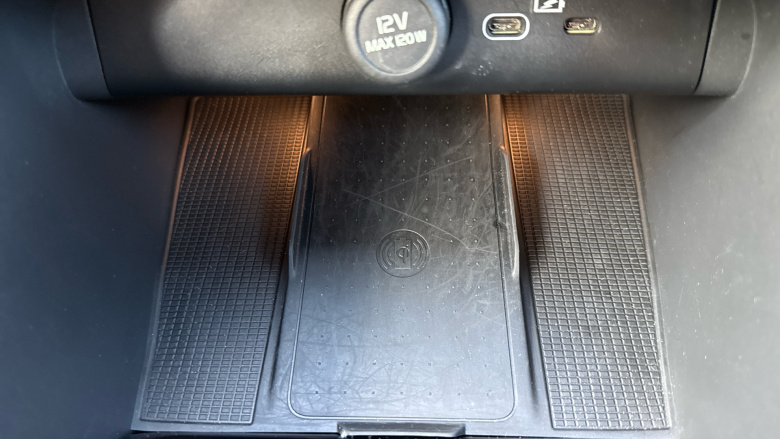 Volvo XC40 2.0 B3P Plus Dark 5dr Auto Petrol Estate